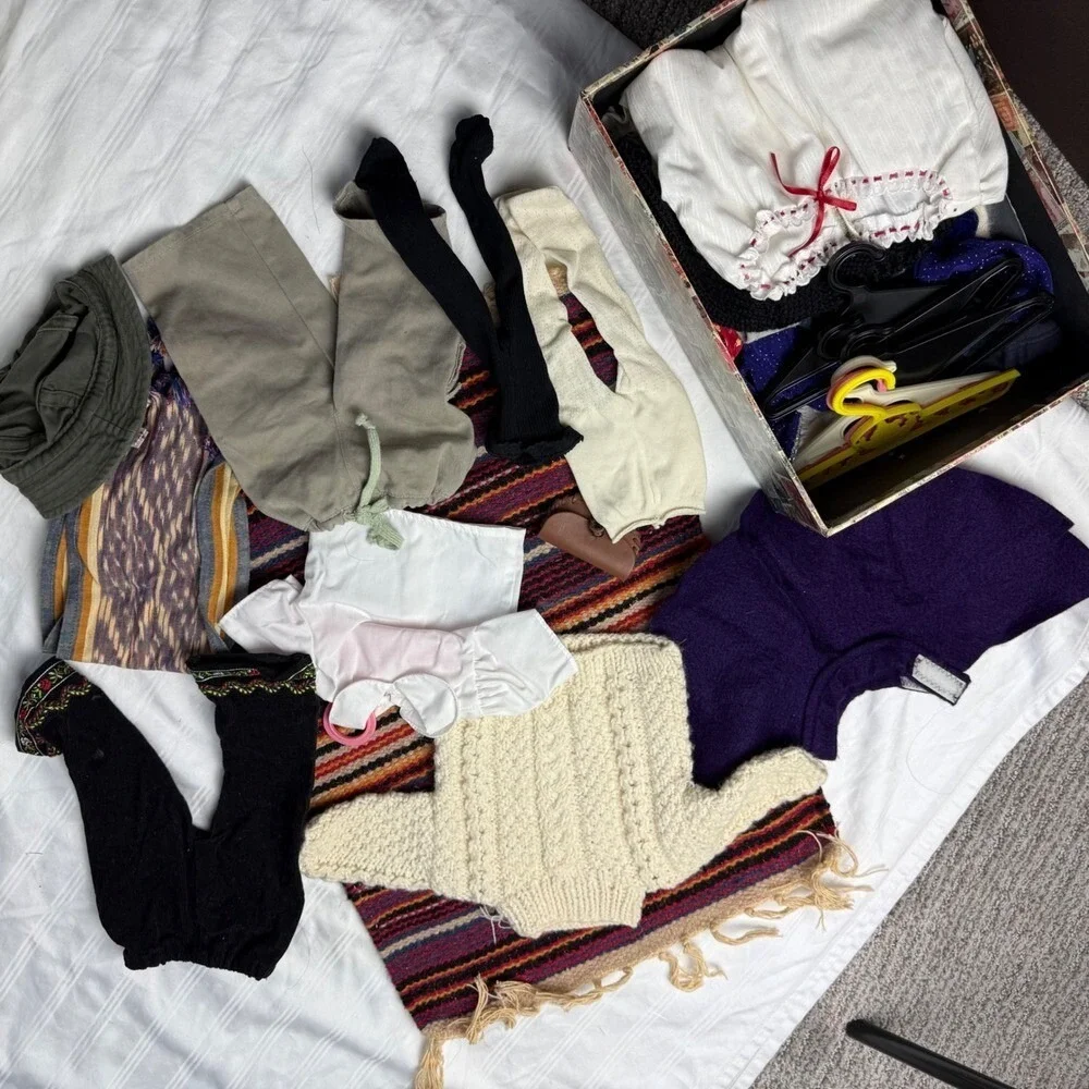 Josefina Vintage American Girl Doll HUGE Bundle Lot of Outfits‎ Accessories